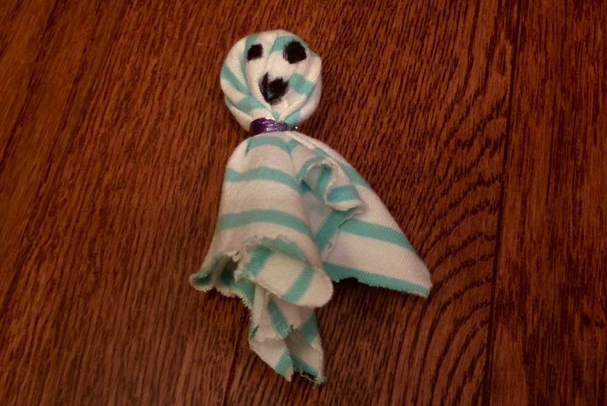 the ghost diy cat toy